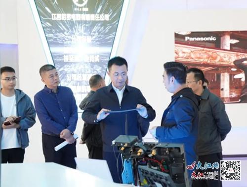 宜丰县领导调研数字经济发展情况(图)